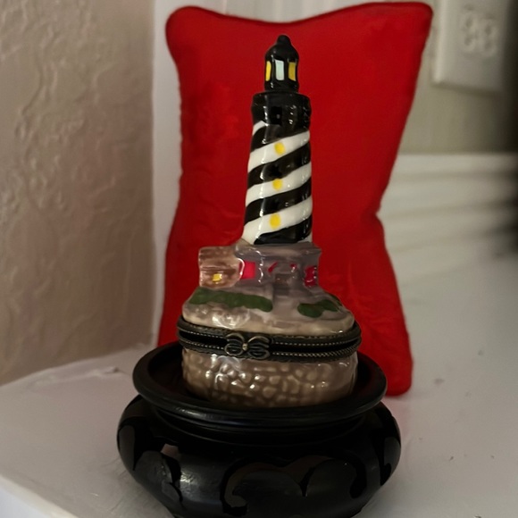 Lighthouse hinged trinket porcelain box - Picture 1 of 6